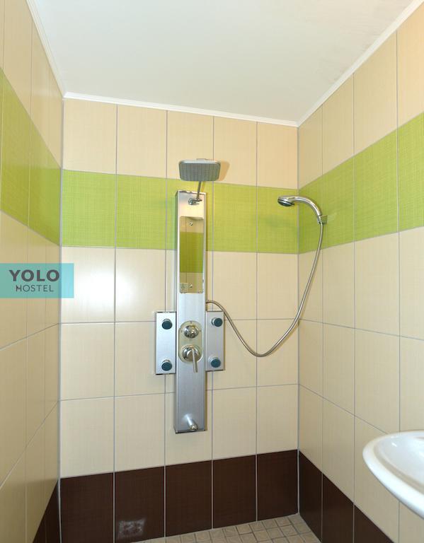 Yolo Hostel Budapeste Quarto foto