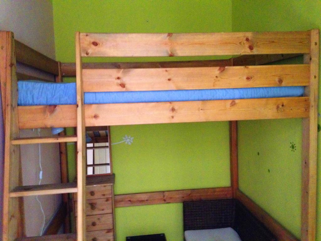Yolo Hostel Budapeste Quarto foto