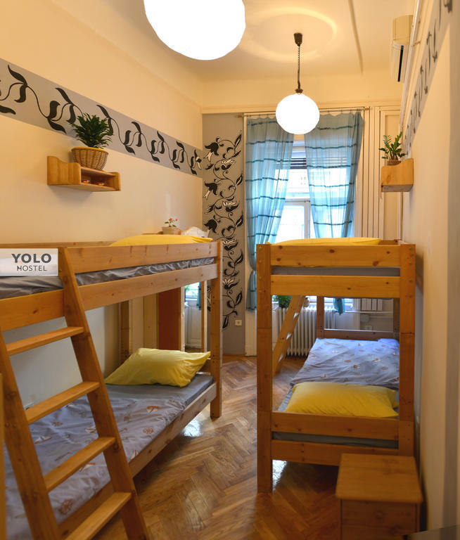 Yolo Hostel Budapeste Exterior foto